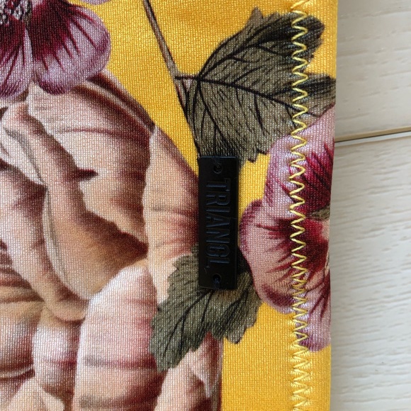 TRIANGL yellow floral Neoprene bikini with Bag - Picture 5 of 10